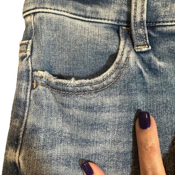 American Eagle Blue Distressed Shark Bite Fringe Classic Denim Jeans Women Sz 0R - Picture 8 of 11